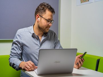 Die eigene Expertise ausbauen: Mit den berufsbegleitenden Weiterbildungsangeboten der PHKA. Foto: Kamuf/PHKA