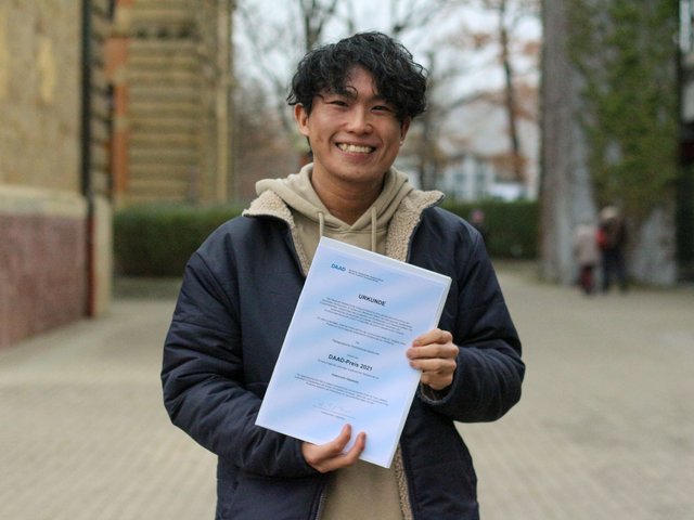 DAAD-Preisträger 2021: Hidemichi Okamoto. Foto: Sarah Brassat/PHKA