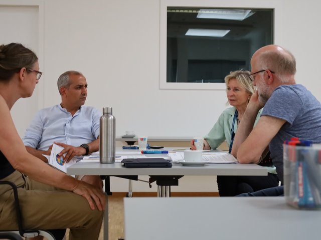 LemaS-Netzwerktreffen Brandenburg mit Prof. Dr. Gabriele Weigand (2.v.r.). Foto: Forschungsverbund LemaS