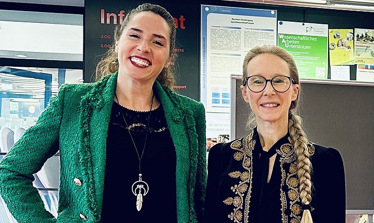 WiN·BO-Preisträgerinnen 2024: Marie Tuchscherer und Prof. Dr. Dr. h.c. Claudia Wiepcke (r.). Foto: Evelin Eckstein